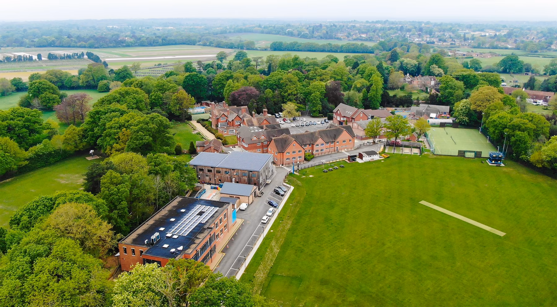 Holme Grange School